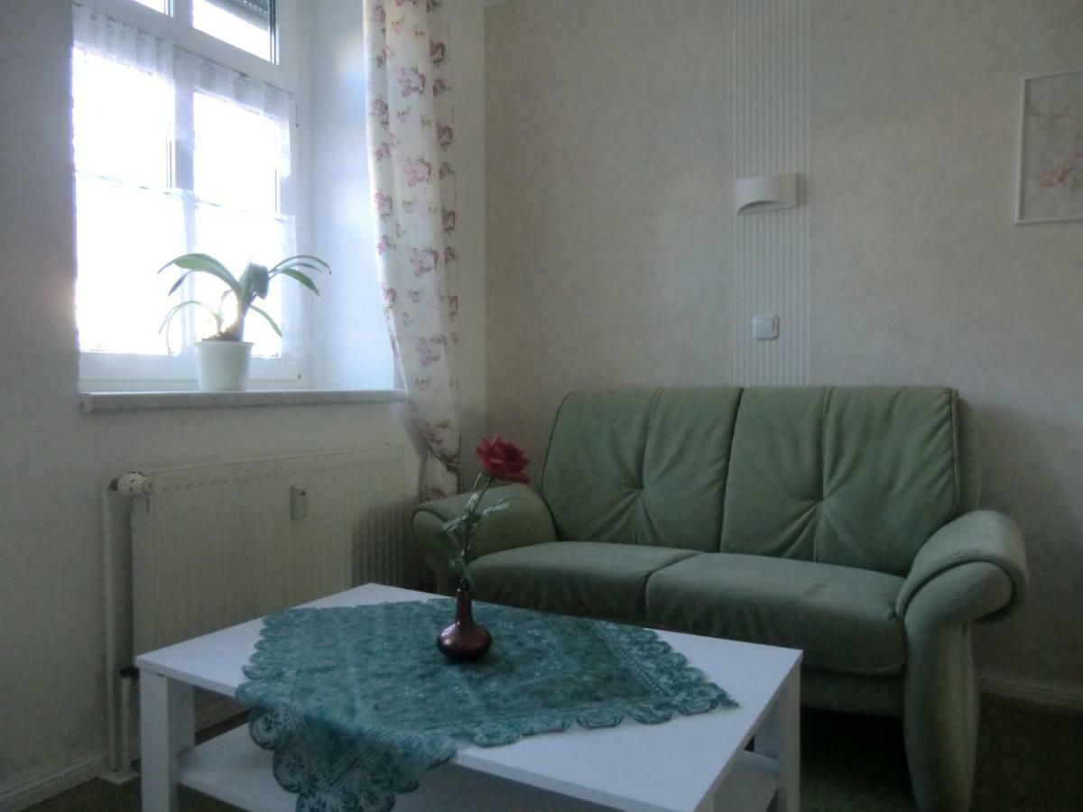 Ferienwohnung Rosenflair Schonebeck  Exterior photo