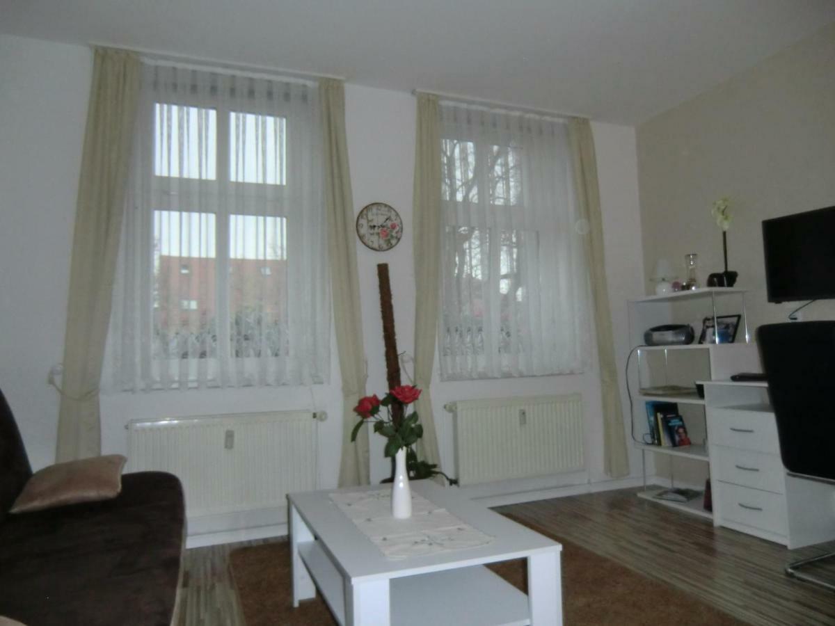 Ferienwohnung Rosenflair Schonebeck  Exterior photo
